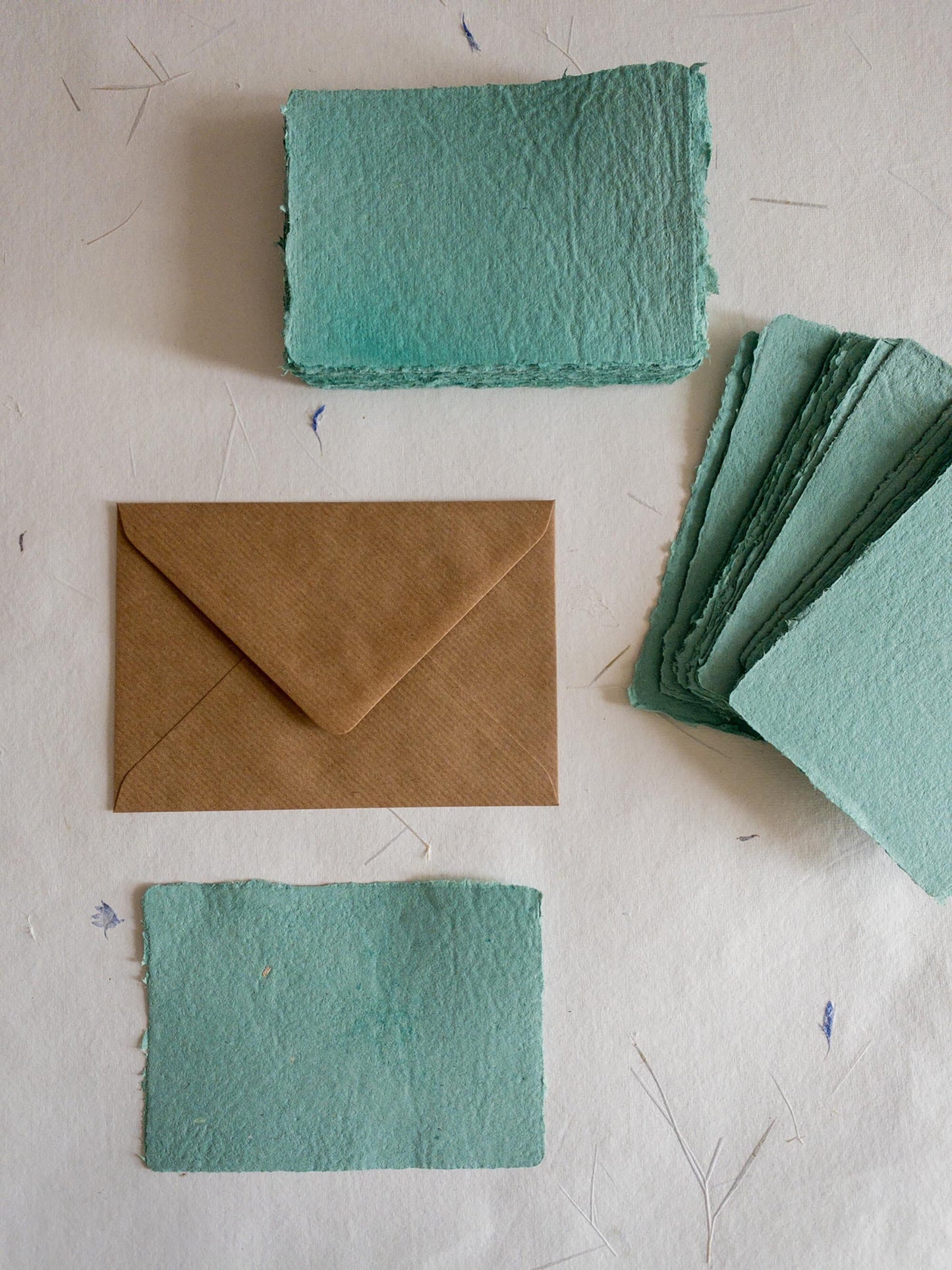 Set of 5 viridian Green Handmade Paper with Envelop, cotton Deckle Edge Paper, Invitation Paper,Stationery paper, Papier Fait Main