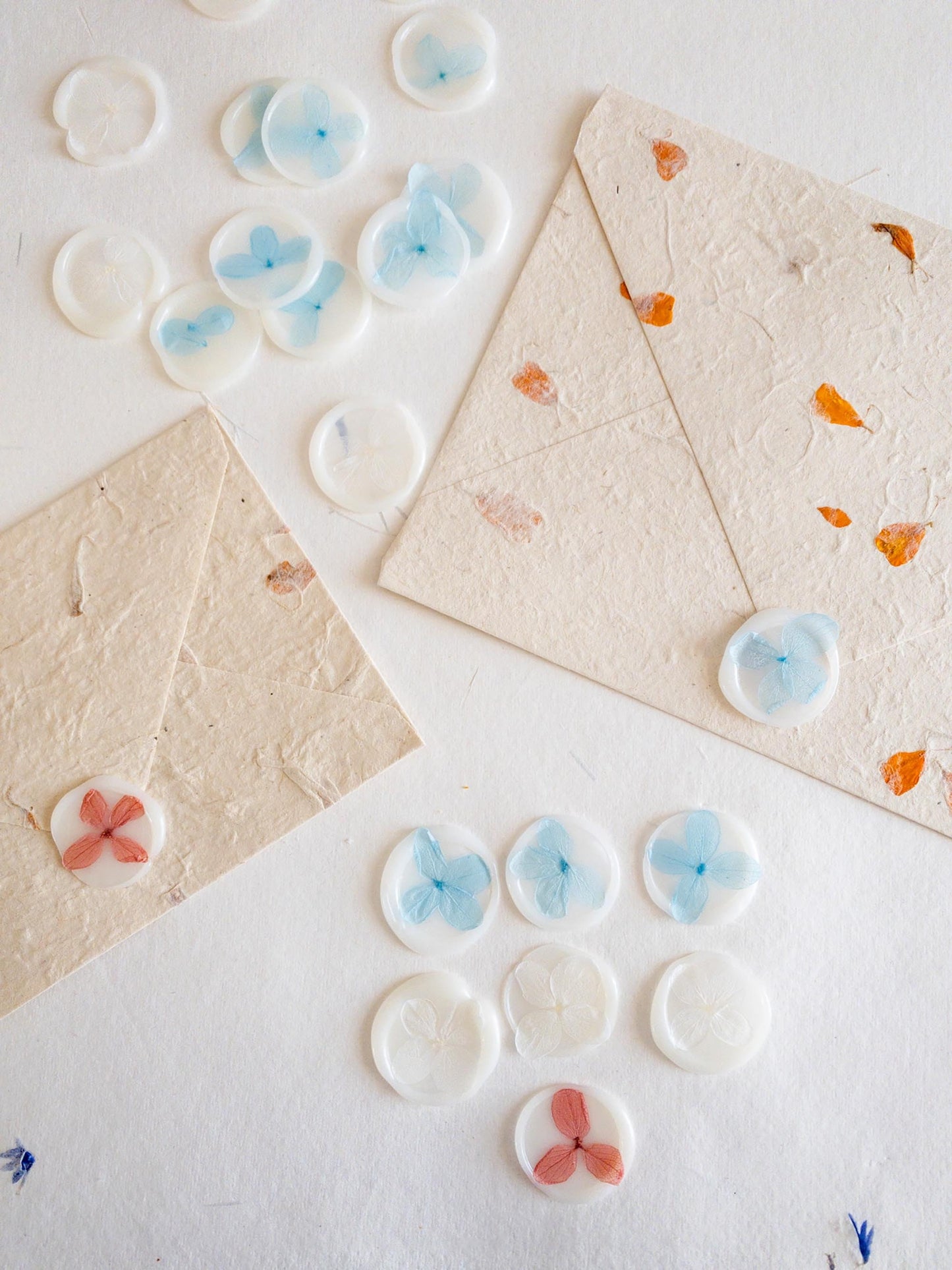 Hydrangea Pressed flower Seals Stickers, Self Adhesive Wax Seals, flower Wax Seals, Invitation Wax Seals, Wedding Wax Seal Stickers