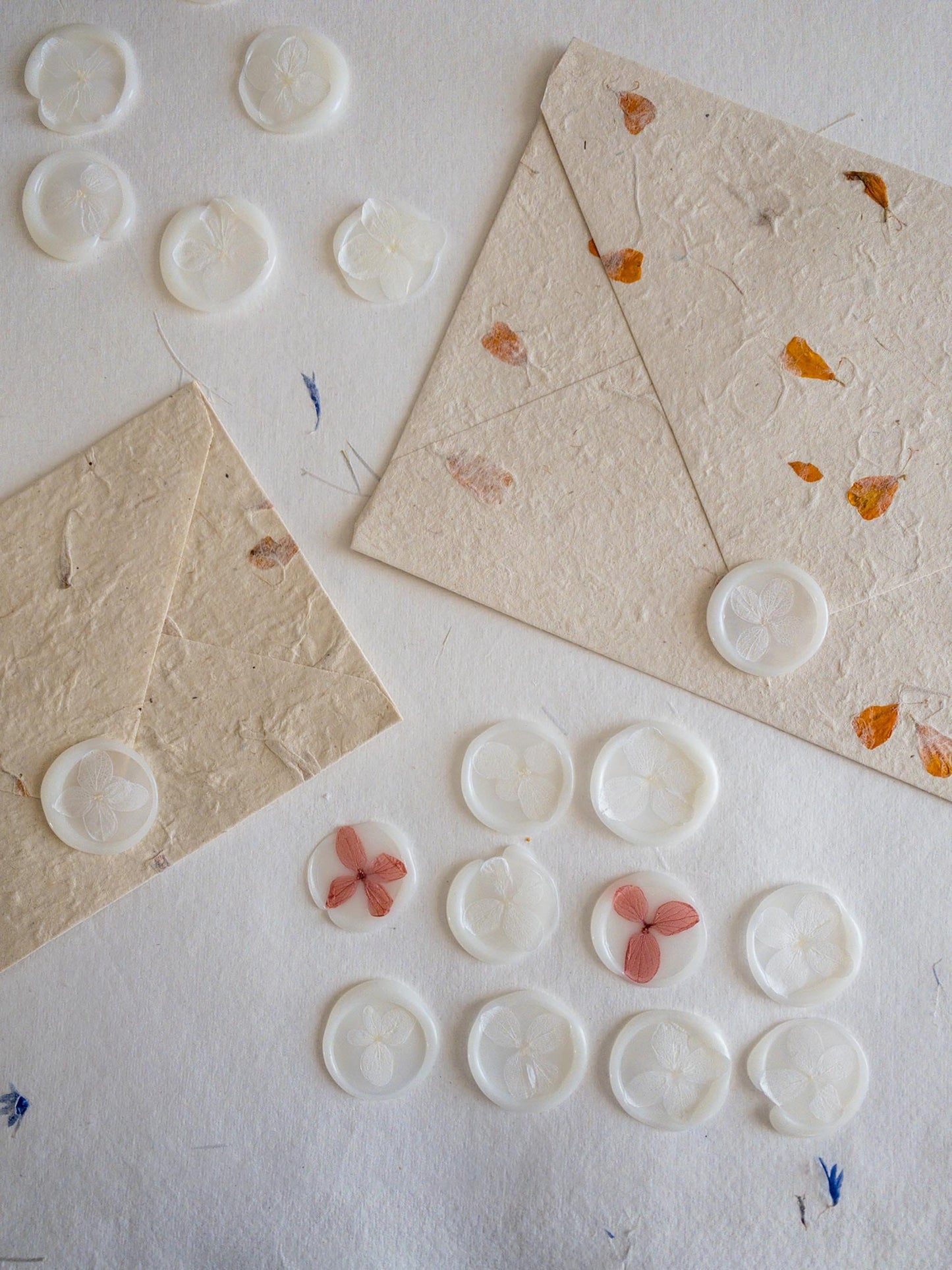Hydrangea Pressed flower Seals Stickers, Self Adhesive Wax Seals, flower Wax Seals, Invitation Wax Seals, Wedding Wax Seal Stickers
