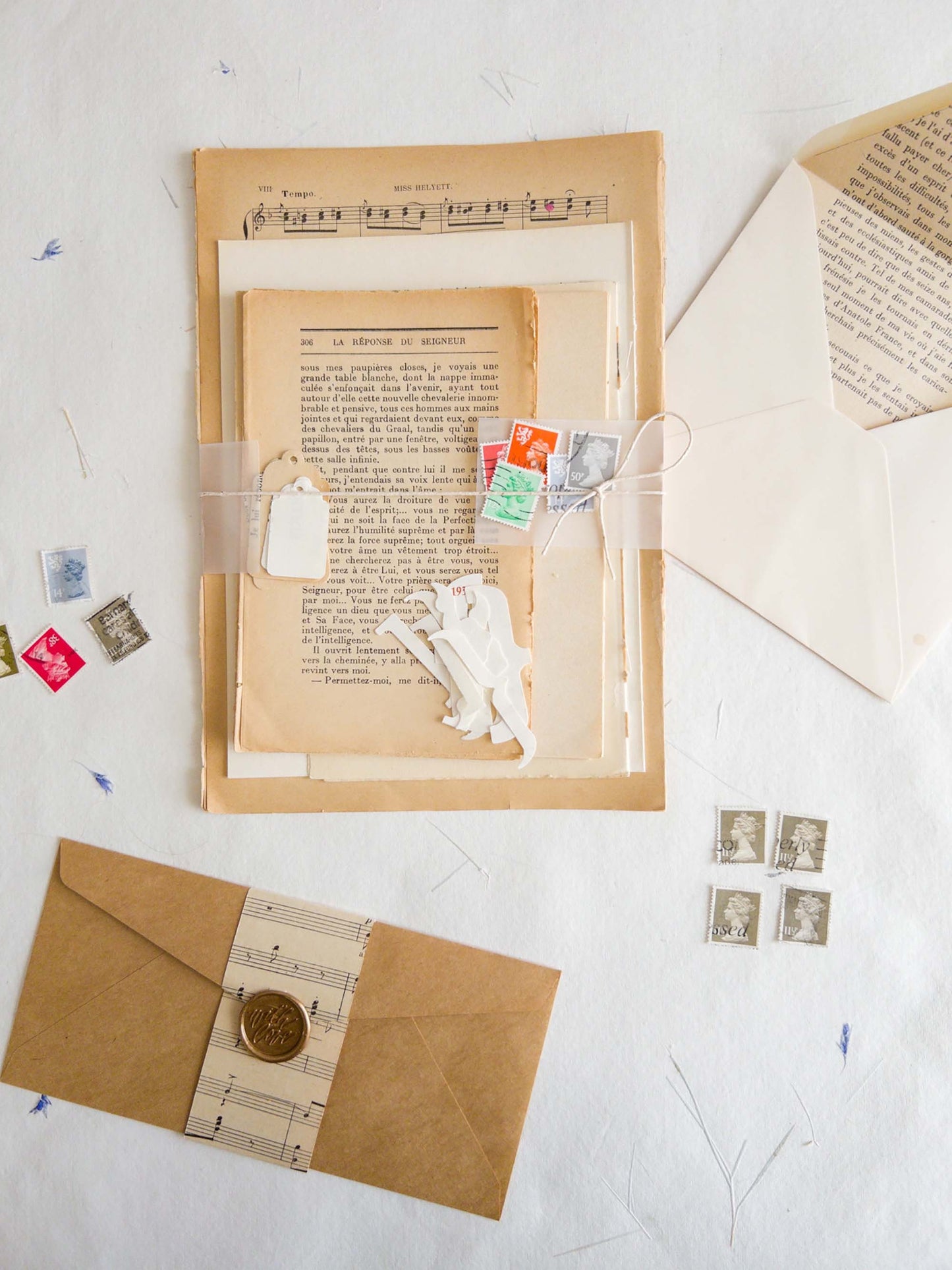 Old book paper bundle , snail mail paper , stationery paper bundle, decorative paper, junk Journal paper bundle, scrap booking paper
