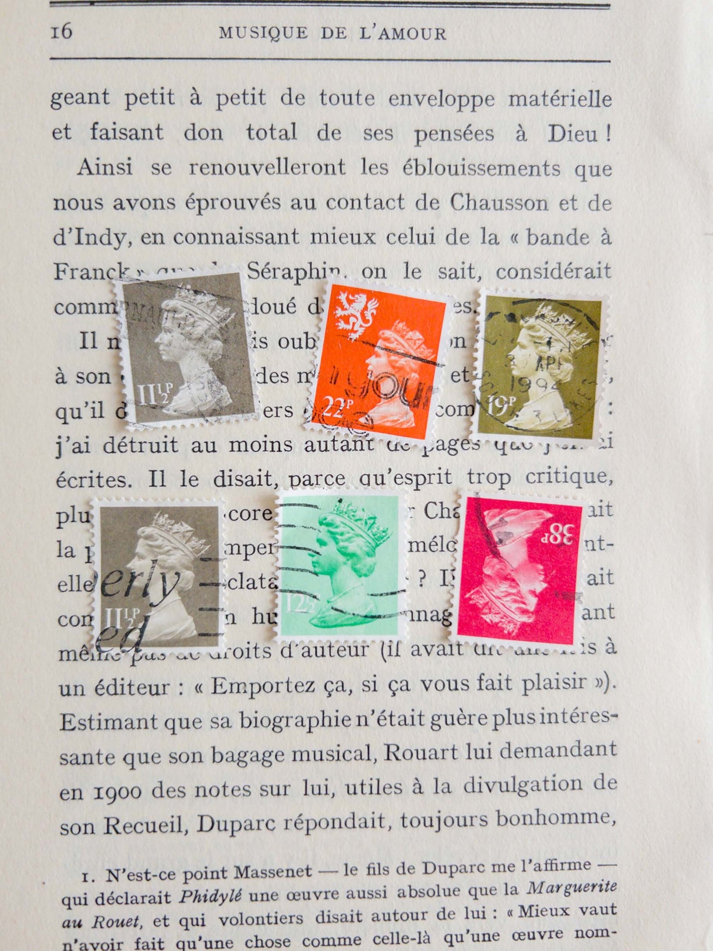 Old book paper bundle , snail mail paper , stationery paper bundle, decorative paper, junk Journal paper bundle, scrap booking paper