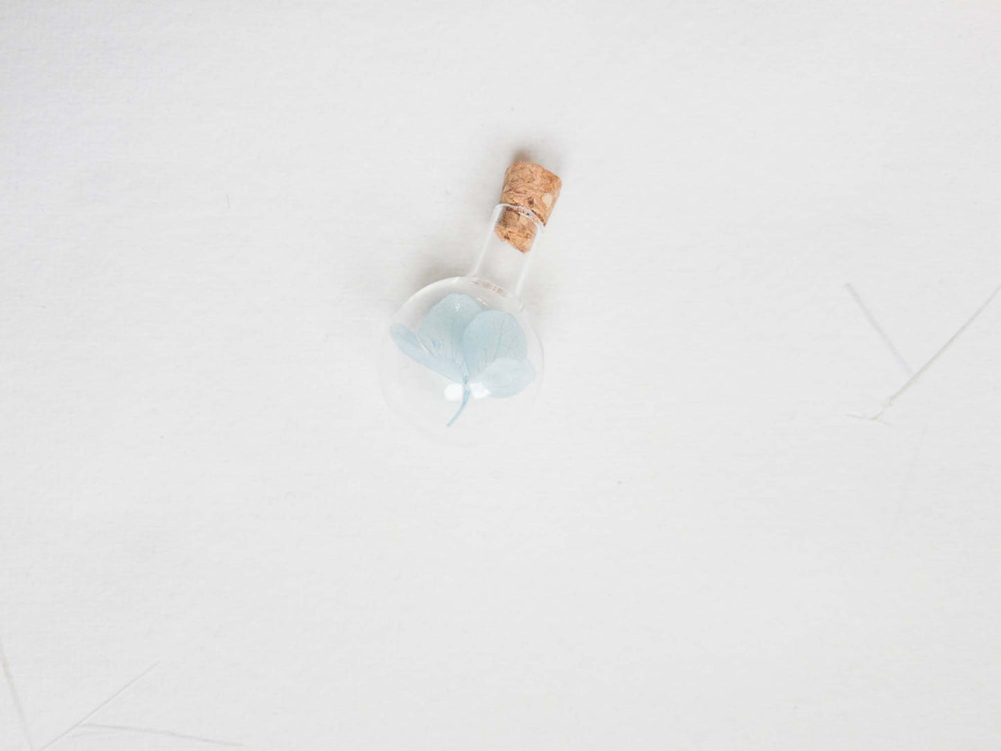 Heart and Round Glass bottle of dried flowers, mixed flowers, dried flowers in a bottle ,Wedding gift, dried flower, fleur séchée ,