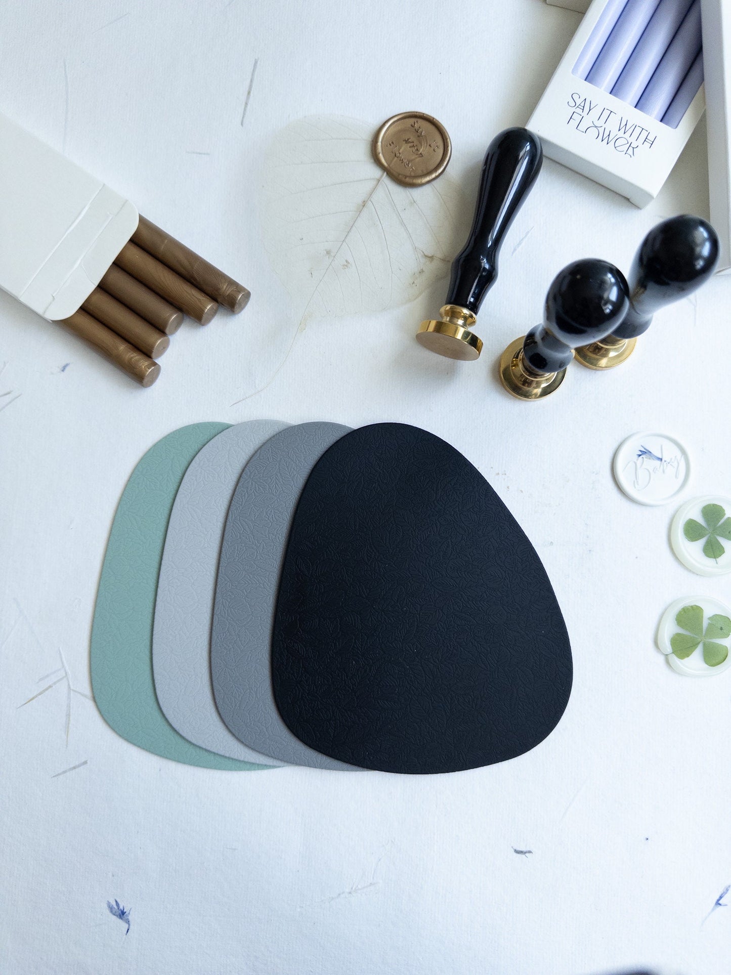 Wax seal silicone mat, non-stick surface, sealing wax stamp,Silicon Scellant Cire, Wax Seal Stamps Mold, DYI wax stamp