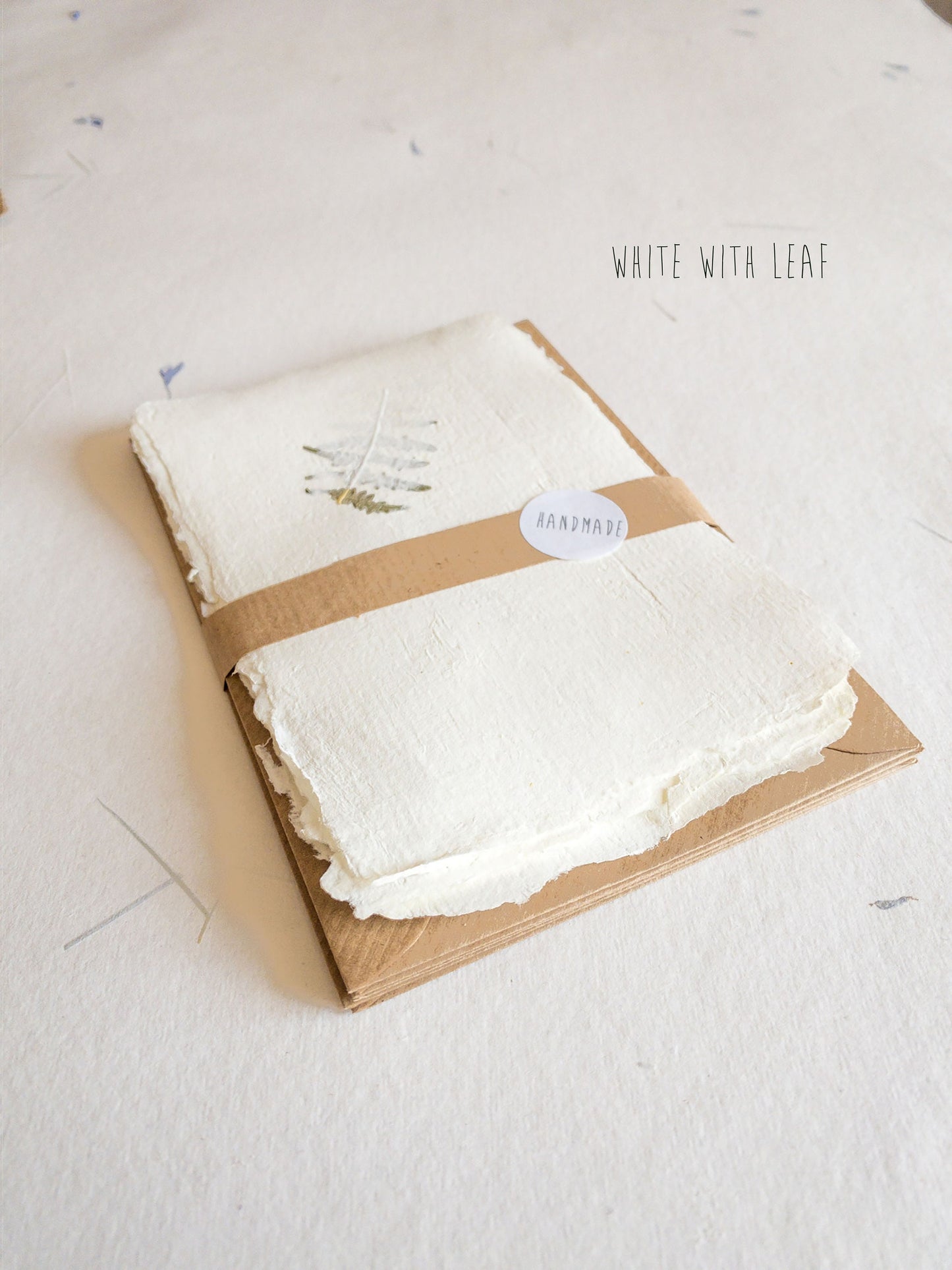Handmade Deckle Edge Paper with Envelop, real pressed flower( A6) Deckle Edge Paper, Invitation Paper, Calligraphy Paper, Handmade Paper