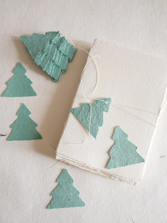SET OF 10 Christmas Tree gift tags, white tags, Christmas place cards , paper tags, Gift tags, Handmade paper gift tag, , Favor tags,