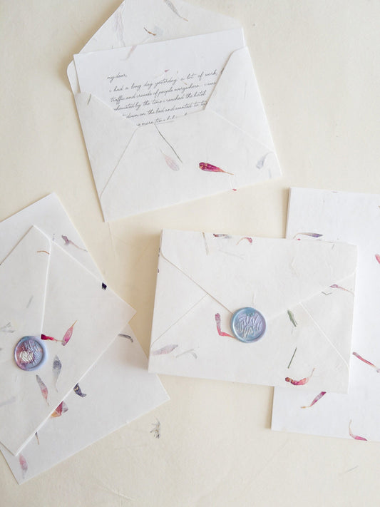 Set of 5 AsterFlower Handmade Paper with Envelop