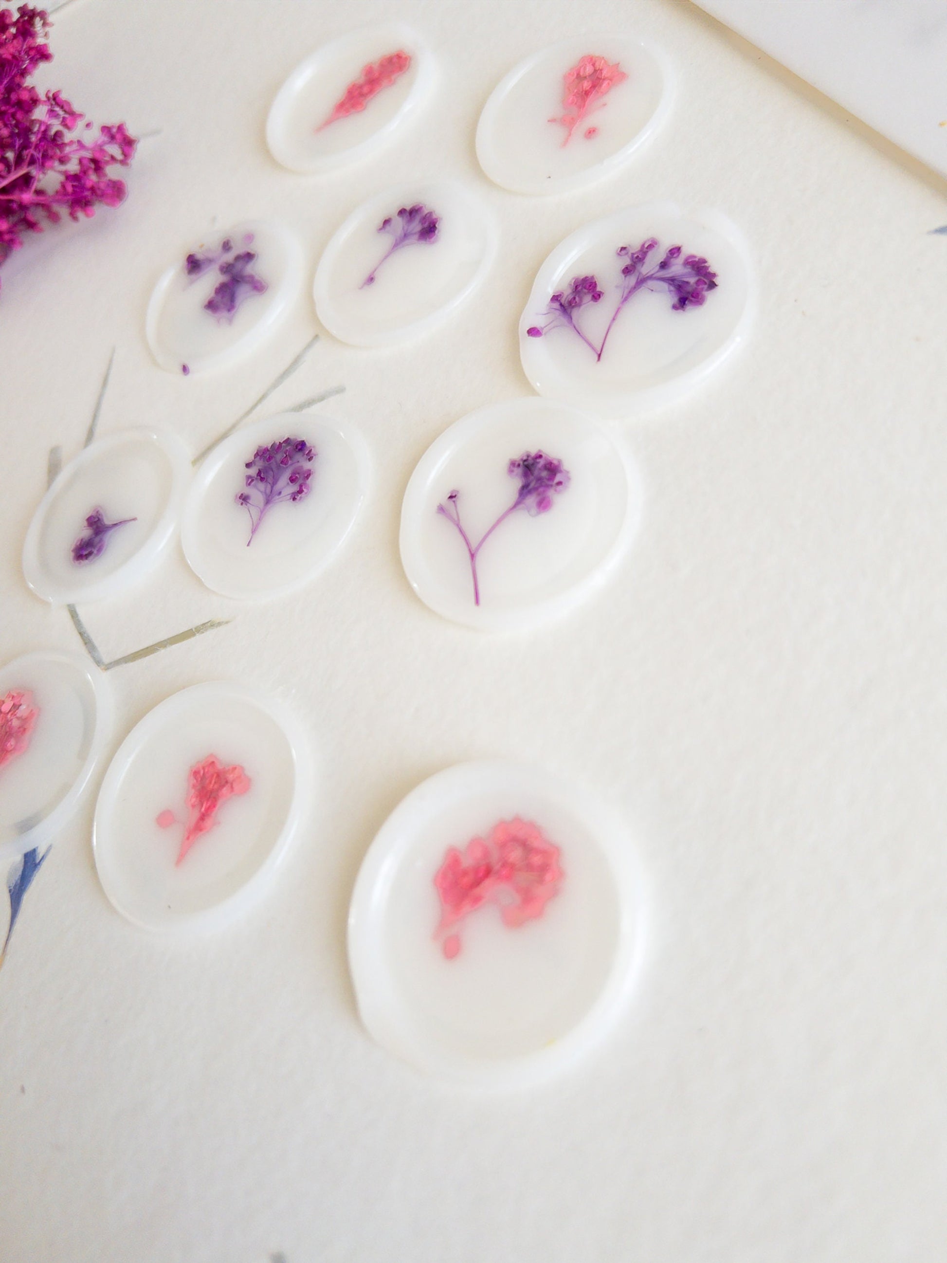 Vellum seal Pressed flower Seals Stickers, Self Adhesive Wax Seals, flower Wax Seals, Invitation Wax Seals, Wedding Wax Seal Stickers
