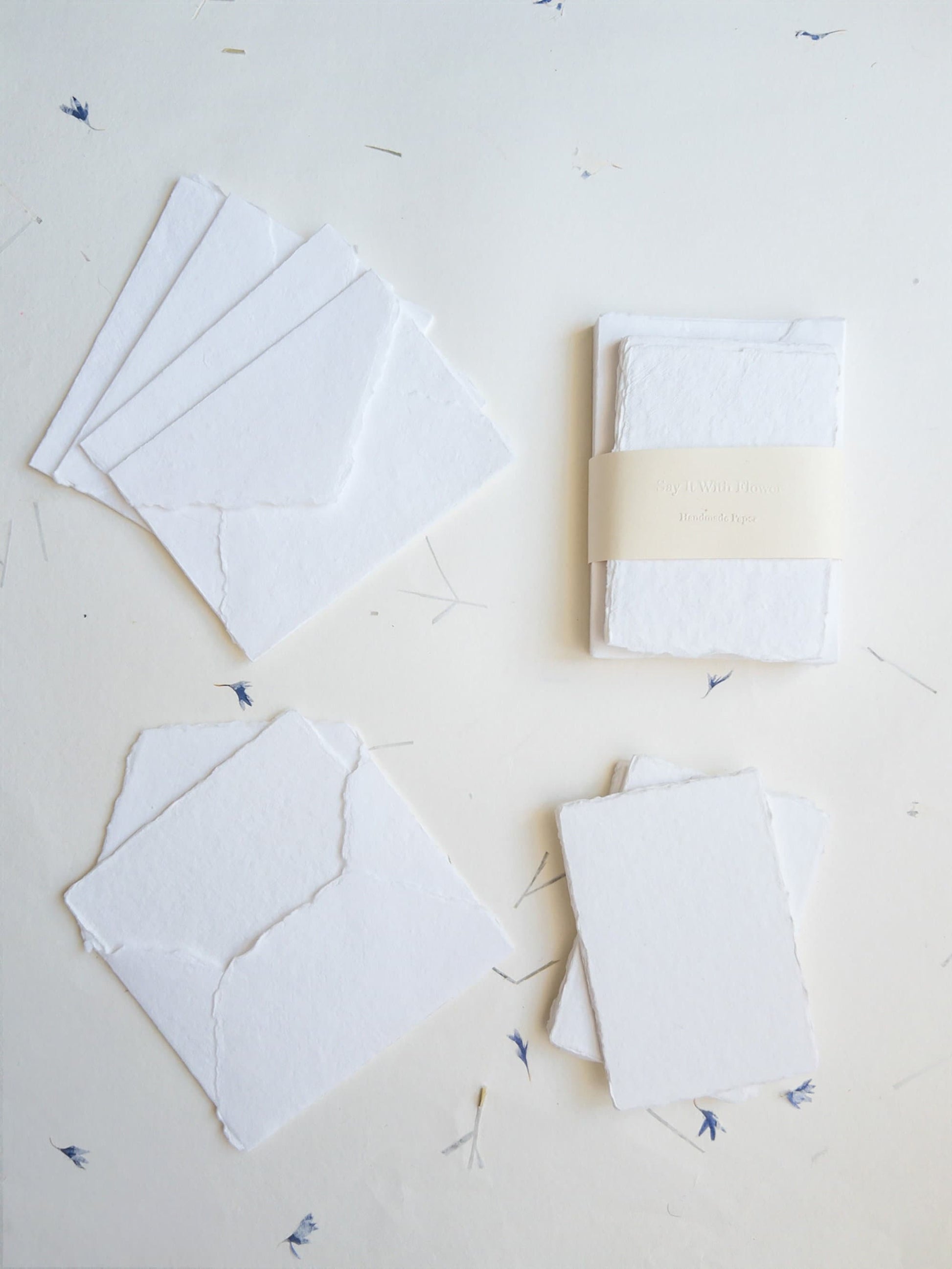 Soft White Handmade Deckle Edge Paper 4 Bar envelope, 4 BAR Deckle Edge Paper, invite Calligraphy Paper, Papier Fait Main,