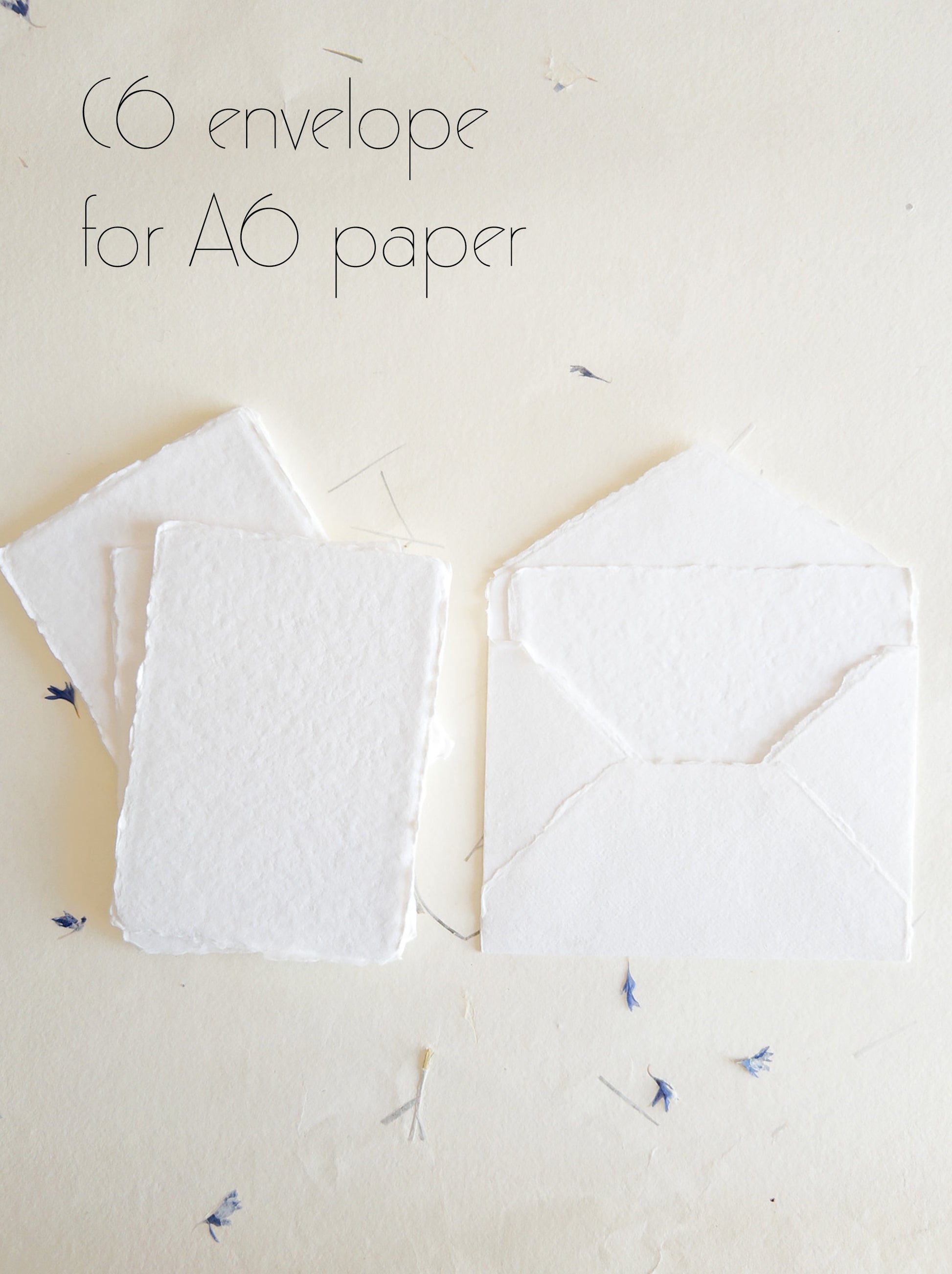 Pack of 100 Assorted sizes WHITE DECKLE EDGE Paper, multiple sizes Handmade paper and envelope, Handmade Cotton Rag Envelopes, papier coton