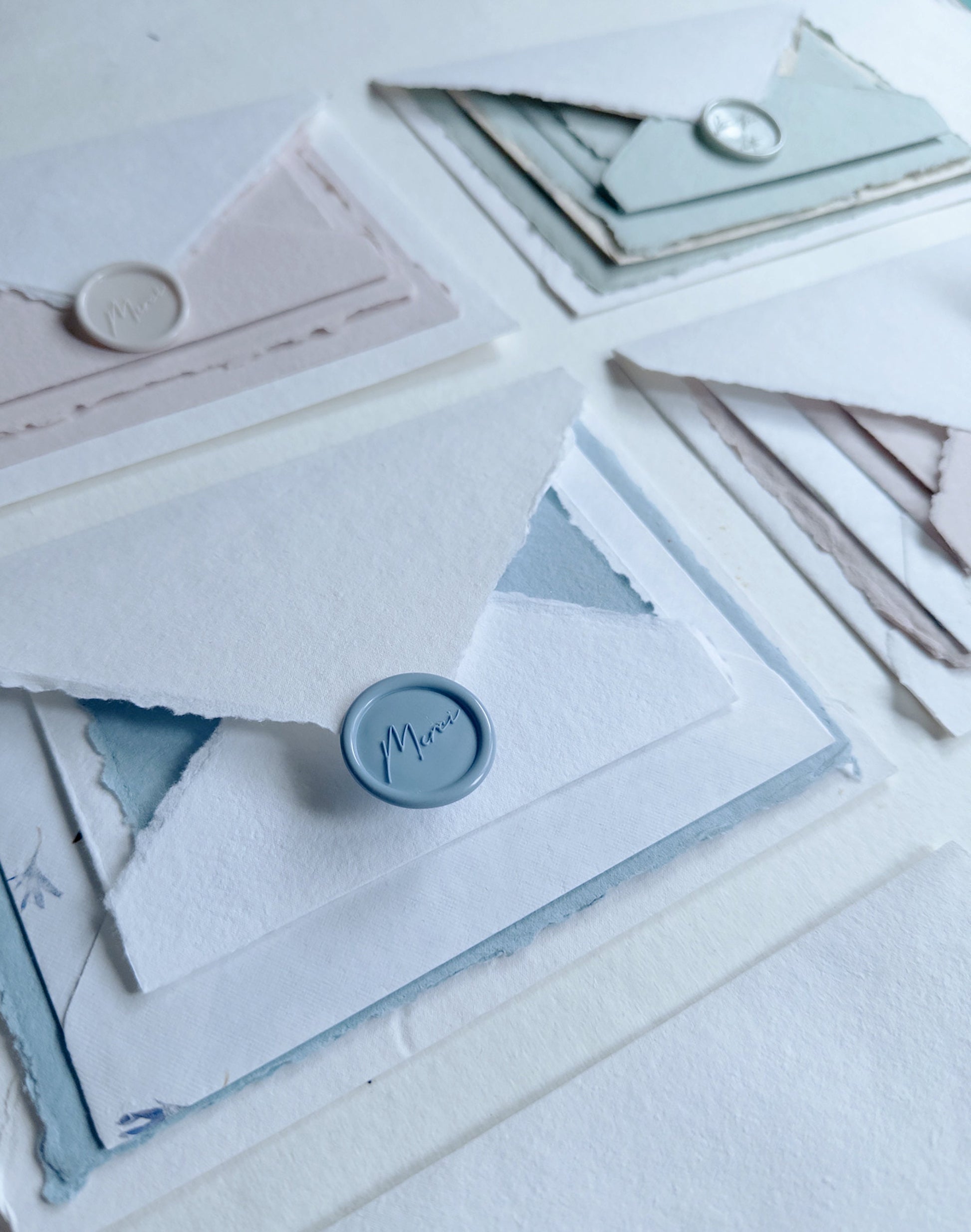 Set of 10 A6, 5x7 paper multiple color Handmade Deckle Edge Paper and envelope, 4 BAR Paper, Handmade Cotton Rag Envelopes, papier coton