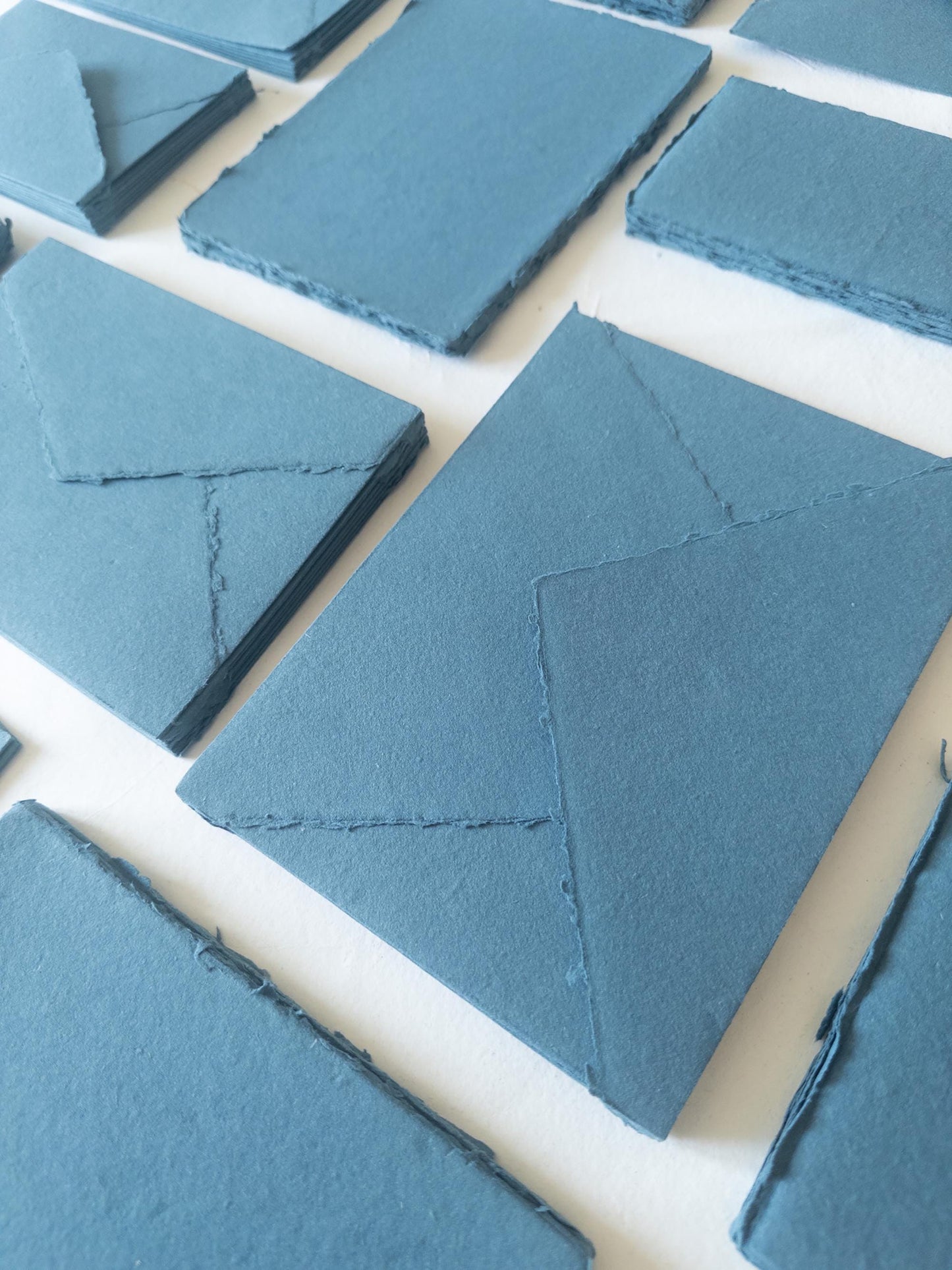 Teal paper Pack of 10 Handmade Beige Cotton Rag Paper & Envelopes – Deckle Edge, Teal Stationery,papier sarcelle, Faire-Part, Papier Coton